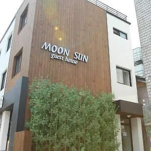 Moon Sun 2* Seúl