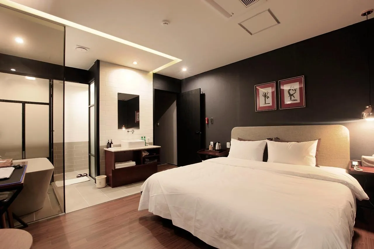 Seomyeon Brown-Dot Hotel Gold Busan 3*,  South Korea