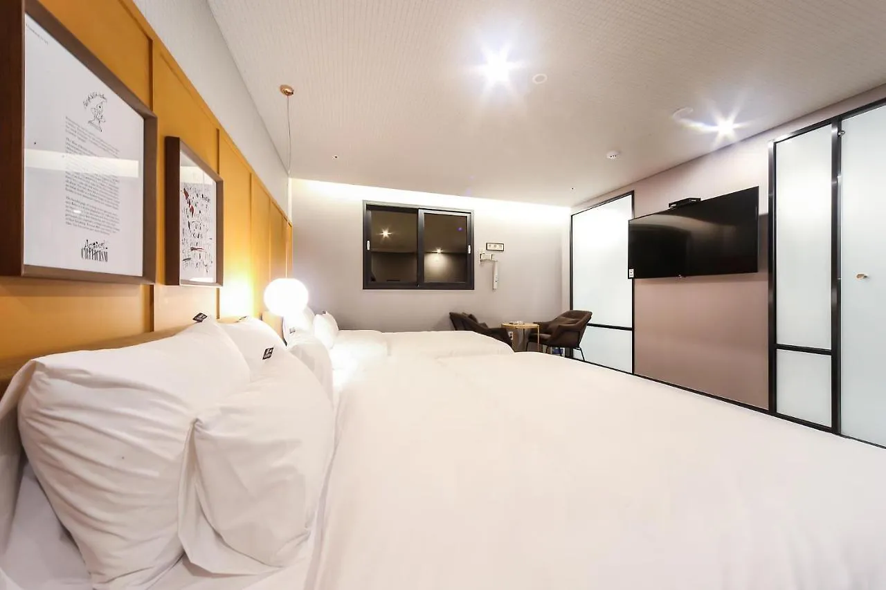 Seomyeon Brown-Dot Hotel Gold Busan